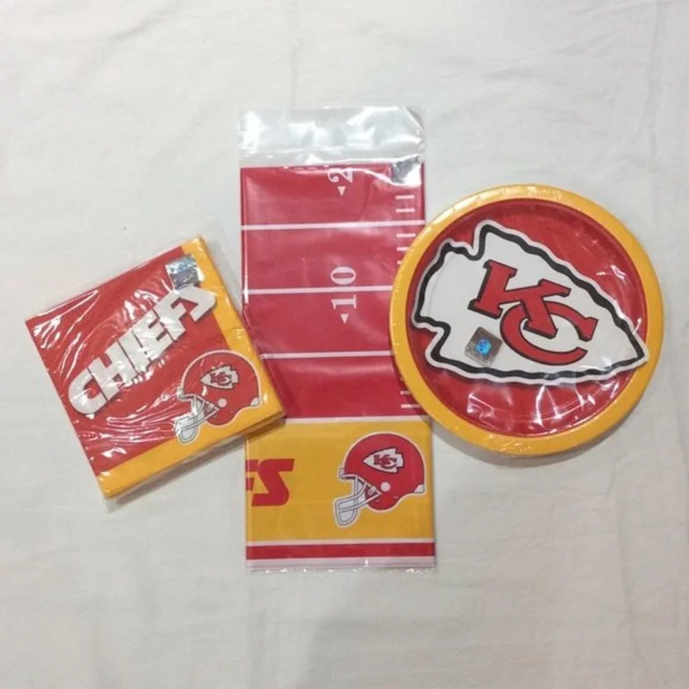 Kansas City KC Chiefs NFL Playoffs Party Pack: Plates, Napkins & Tablecloth NWT